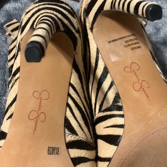 🆕Jessica Simpson Zebra Print Pixillez2 Booties - Picture 14 of 16